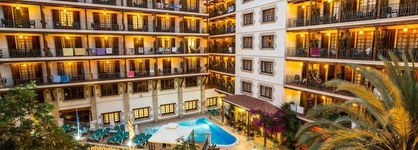 Hotel La Carolina