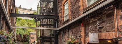 Isaacs Hotel Cork City