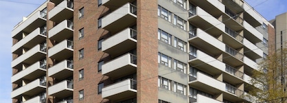 Ottawa Embassy Hotel & Suites
