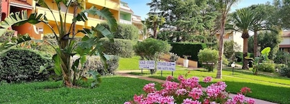 Loano 2 Village