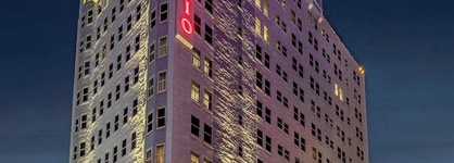 Hotel Adagio, Autograph Collection