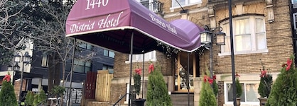 District Hotel