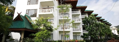Baan Karonburi Resort