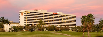 Sheraton Miami Airport Hotel & Executive Meeting Center