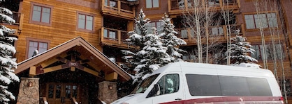 Mountain Thunder Lodge