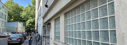 Merryl Hotel