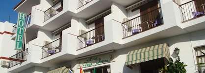 Hotel Tres Jotas