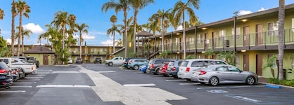 Best Western Plus Pavilions