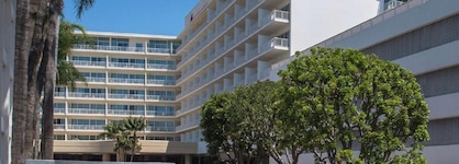 The Beverly Hilton
