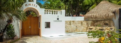 Hidden Beach Resort Au Naturel, Gourmet All Inclusive
