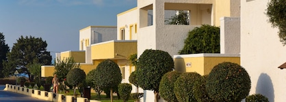 Gaia Royal Hotel