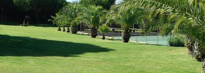 Ria Park Garden Hotel