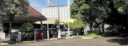 Horison Ultima Bandung