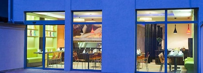 Honest Budapest By Chic & Basic