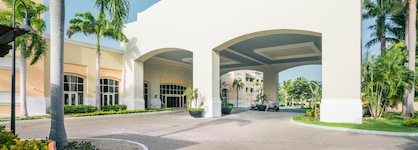 Iberostar Waves Rose Hall Beach