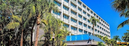 North Miami Beach Gardens Inn & Suites