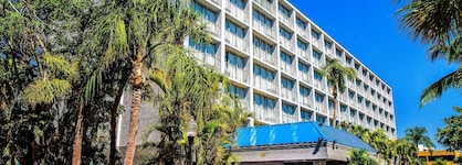 North Miami Beach Gardens Inn & Suites