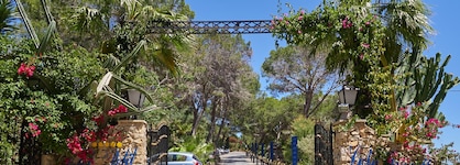 Hotel Petit Cala Fornells