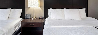 La Quinta Inn & Suites By Wyndham Anaheim