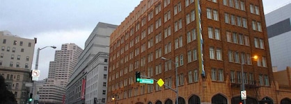The Pickwick Hotel