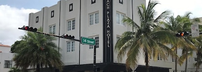 South Beach Plaza Hotel