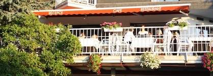 Hotel Monica