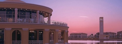Millennium Lakeview Hotel
