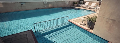 Chrielka Hotel Apartments