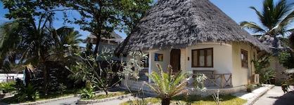 Salt & Coral Hotel And Restaurant