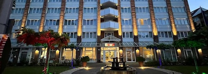 Best Western Plus Delta Park Hotel