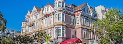 Queen Anne Hotel
