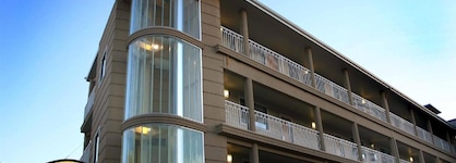 Francisco Bay Inn