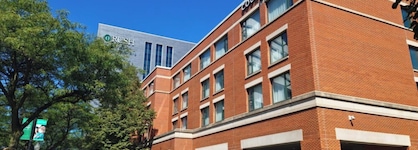 Courtyard By Marriott Chicago At Medical District Uic