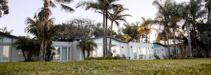 Paradise Point Resort & Spa