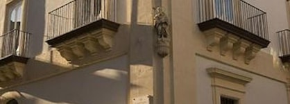 De Stefano Palace