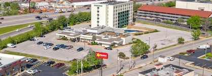 Forest Park Hotel By Mdr