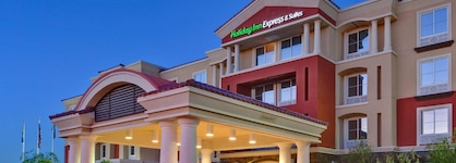 Holiday Inn Express & Suites Las Vegas Sw - Spring Valley By Ihg