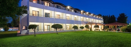 Matoula Beach Hotel