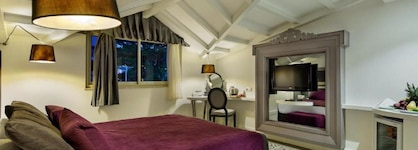 Crystal Aura Beach Resort & Spa – All Inclusive