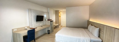Mission View Inn & Suites