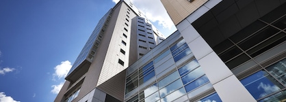 Marlin Aldgate Tower Bridge