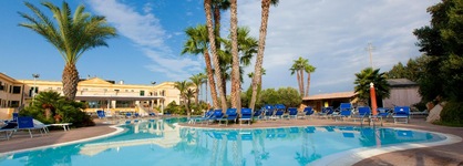 Delfino Beach Hotel