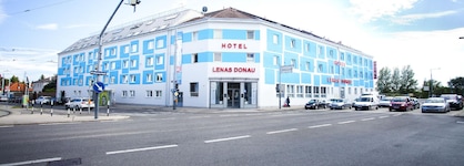 Lenas Donau Hotel