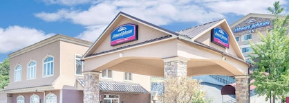Howard Johnson By Wyndham North Bergen