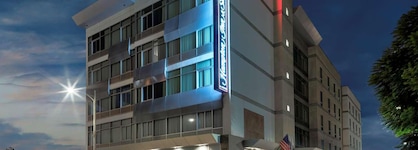 Hampton Inn & Suites Los Angeles Hollywood