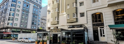 Peak Star Hotel