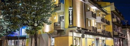 Hotel Montebello