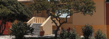 Red Tower Hotel & Suites
