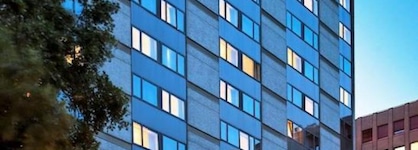 Courtyard By Marriott Düsseldorf Seestern