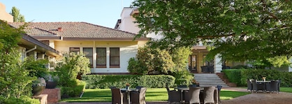 Hyatt Hotel Canberra - A Park Hyatt Hotel